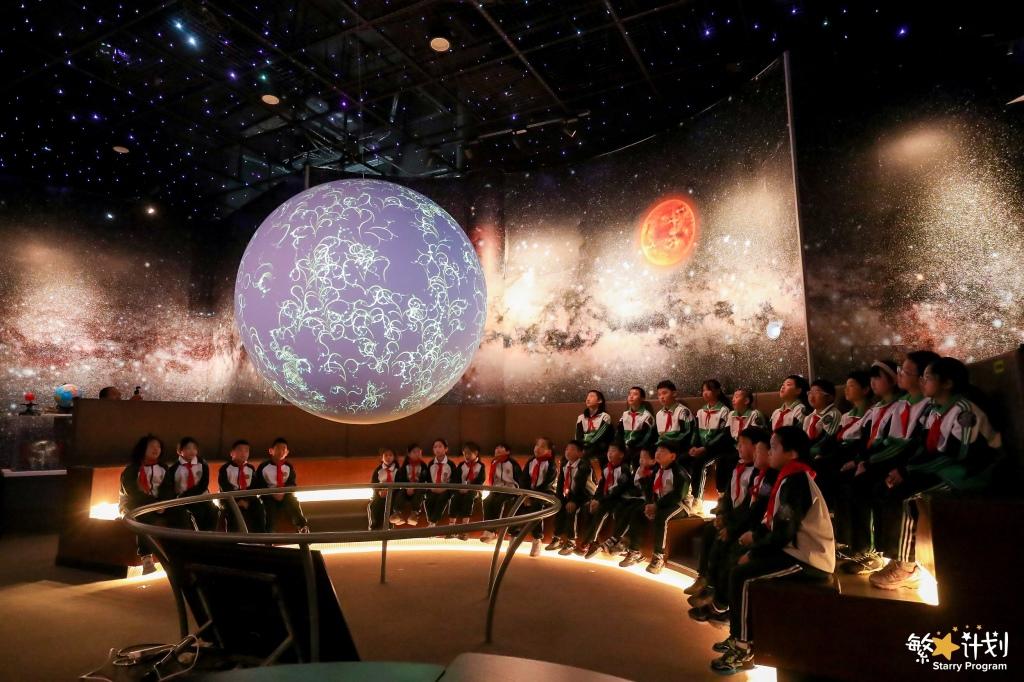 上汽大众“繁星计划”点亮乡村学子科学梦想之旅