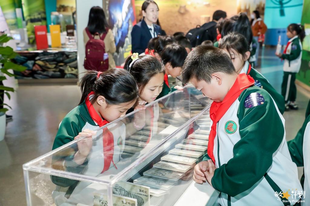 上汽大众“繁星计划”点亮乡村学子科学梦想之旅