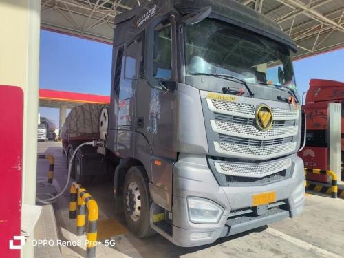 节气挑战英雄榜 | 百公里24.6KG 徐师傅：欧曼EST燃气车7个月帮我省出9万多！