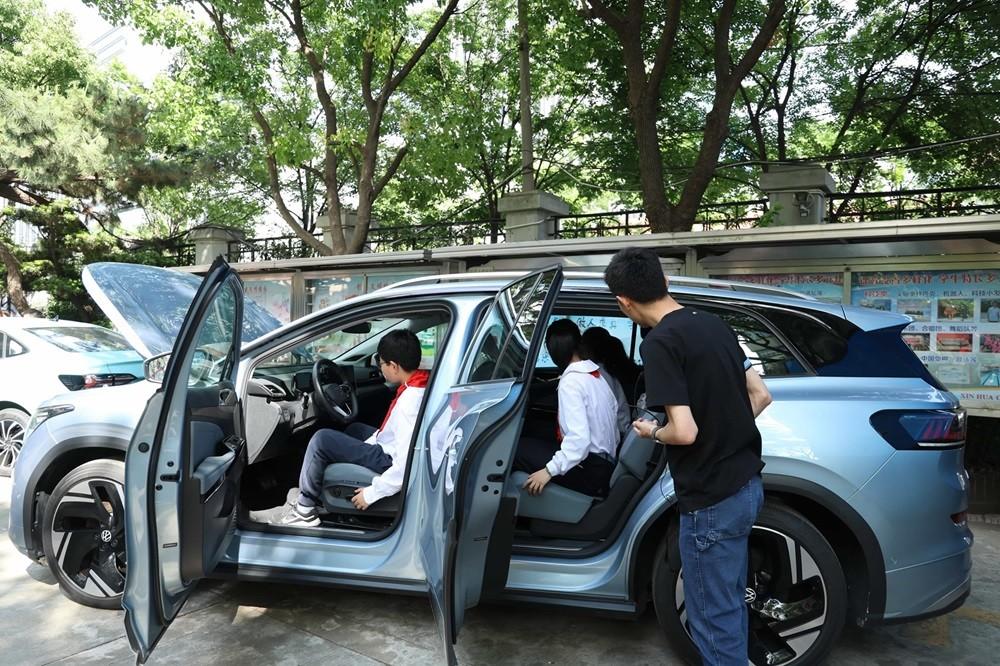 探索汽车奥秘，收获科学梦想——上汽大众科技节走进校园