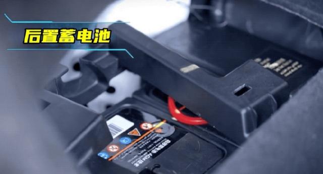 360°硬刚30吨重卡 领克09上演重卡逃生