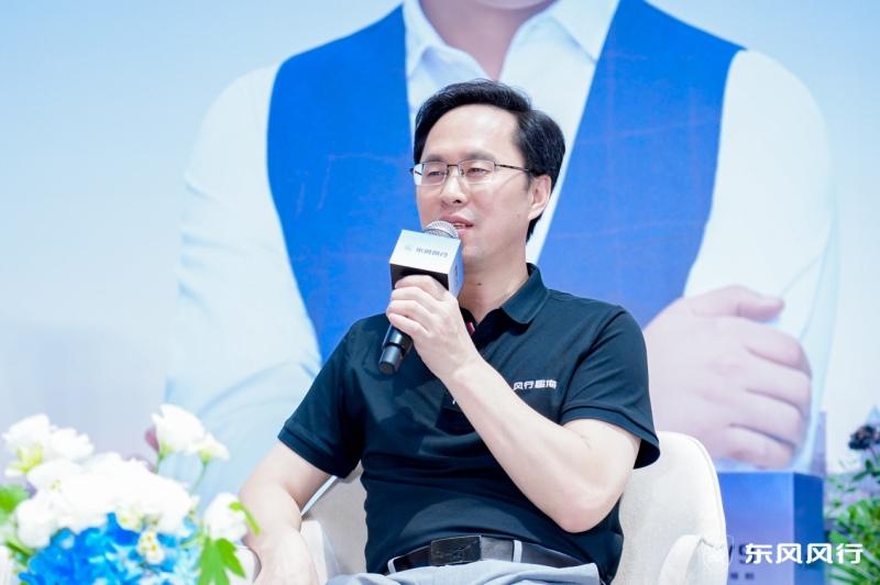 首选车界“985”,全网最火导师张雪峰喜提星海V9