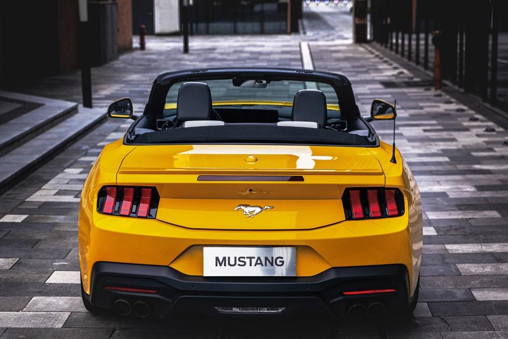 全新福特Mustang®敞篷运动版亮相成都车展