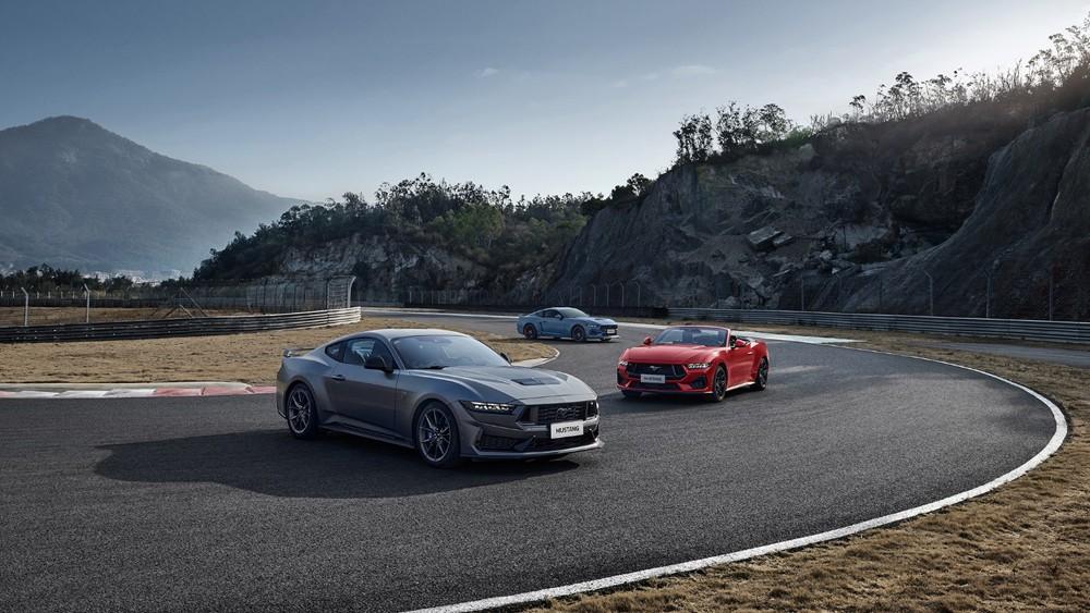 全新福特Mustang®敞篷运动版亮相成都车展