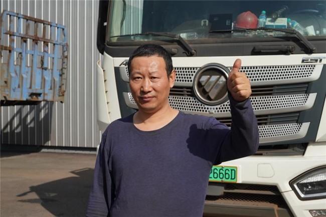 1台1年能省20万!百台欧曼智蓝战车助尹经理港口运输大赢特赢