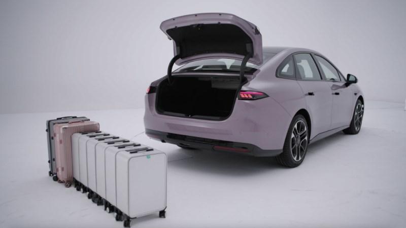 A+王者登场 埃安RT上市,大眼小帕梅11.98万起售