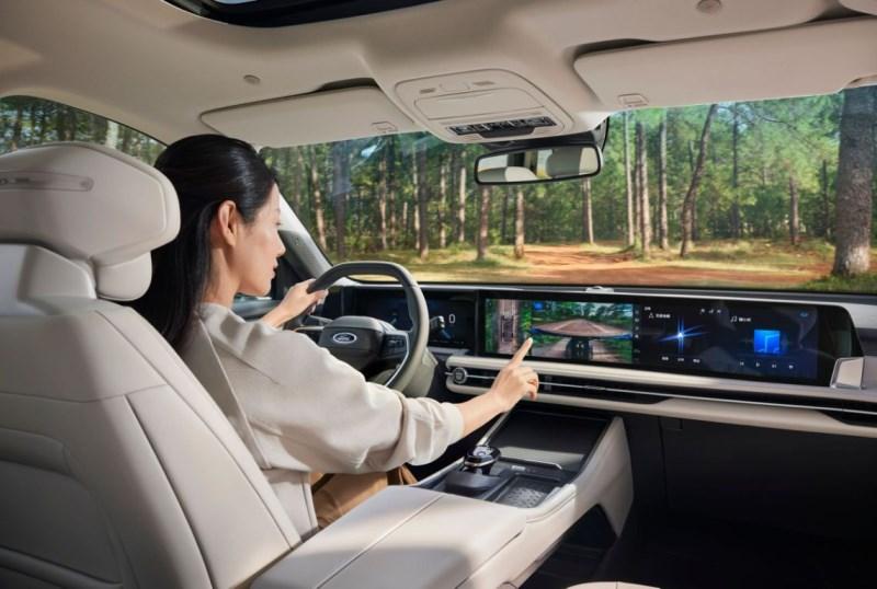 升级540°全景影像,起步价降3000元,2025款福特锐界L 22.68万起,超值上市