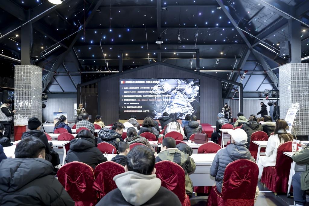 穿越荒漠雪原，800公里集结普拉多英雄共赴大美新疆