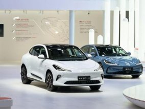 智己汽车2024全年销售65,505台，同比劲增71%实现连续四年销量稳健增长