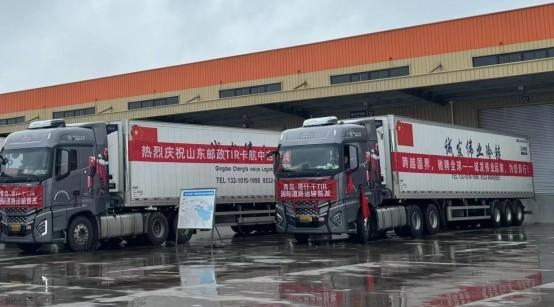 无惧千难万险,总能高效运输!为何欧曼重卡成为TIR运输用户信赖之选?