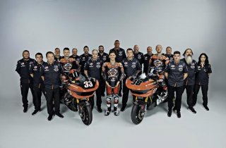 哈雷戴维森® x Dynojet工厂车队蓄势待发，征战2025年MotoAmerica™ Mission Foods King of the Baggers系列赛