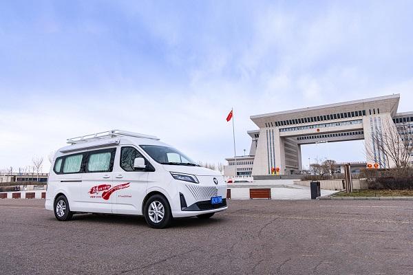 图雅诺全程护航福田全球价值品鉴之旅,开启中亚丝路新征程