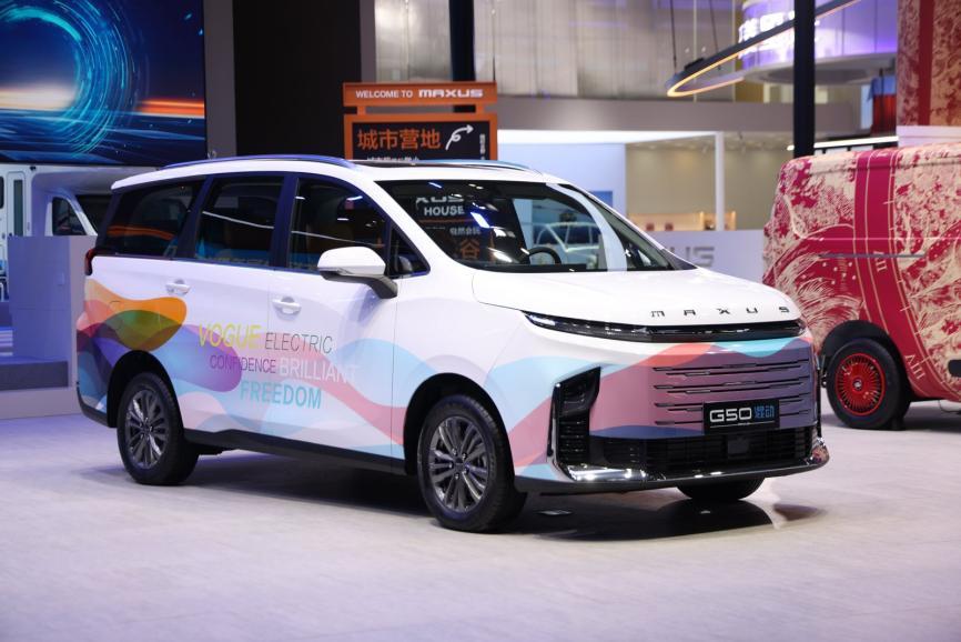 10万出头就能买混动MPV!上汽大通 G50混动定义国民家用MPV新标杆