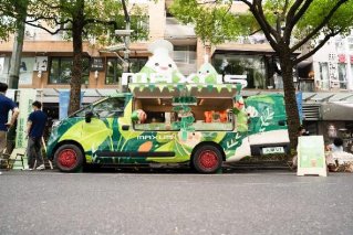 百变大拿“粽”装出街！上汽大通大拿变身“粽子车”，助奋斗者开启创富路