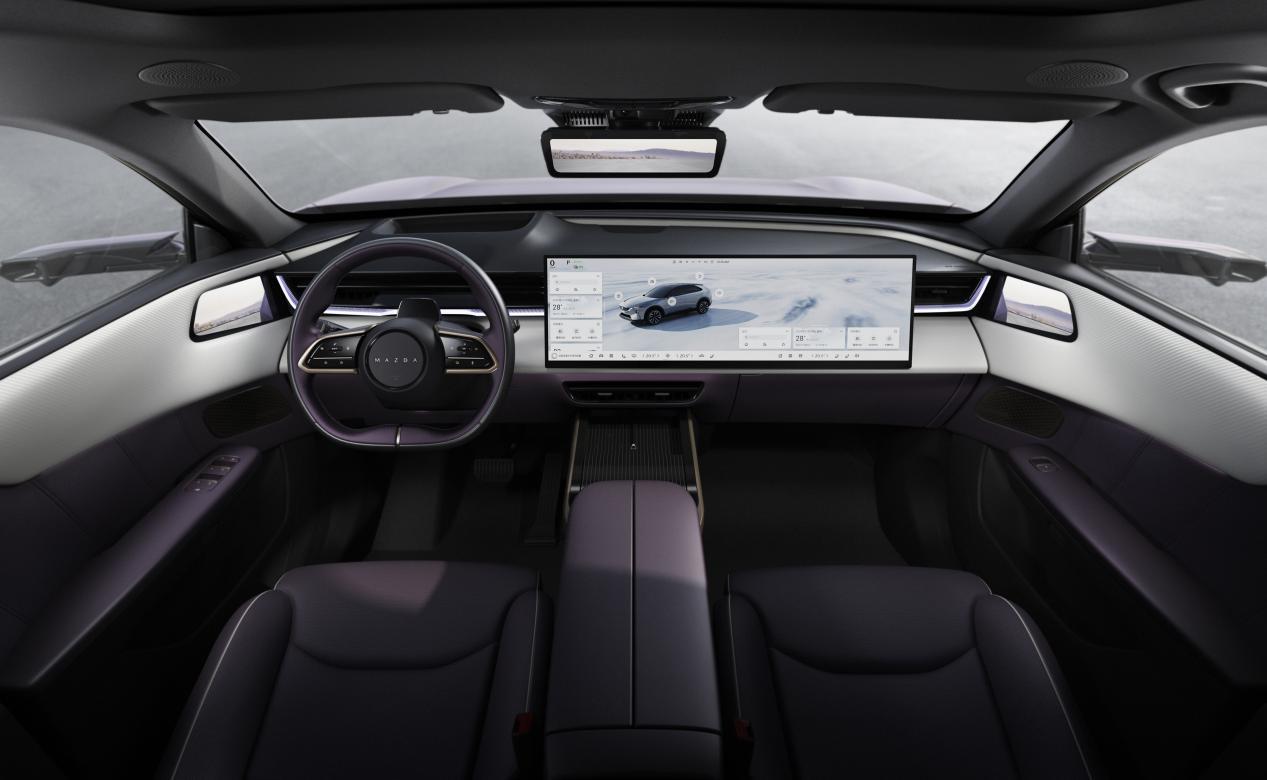 MAZDA EZ-60领衔 长安马自达多款新车型亮相2025重庆车展