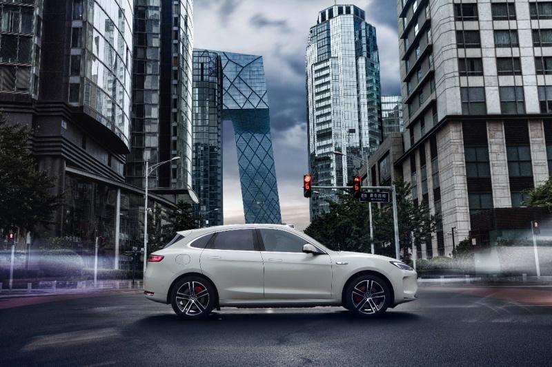 选车不纠结！问界新M5 Ultra以全能实力直击购车痛点