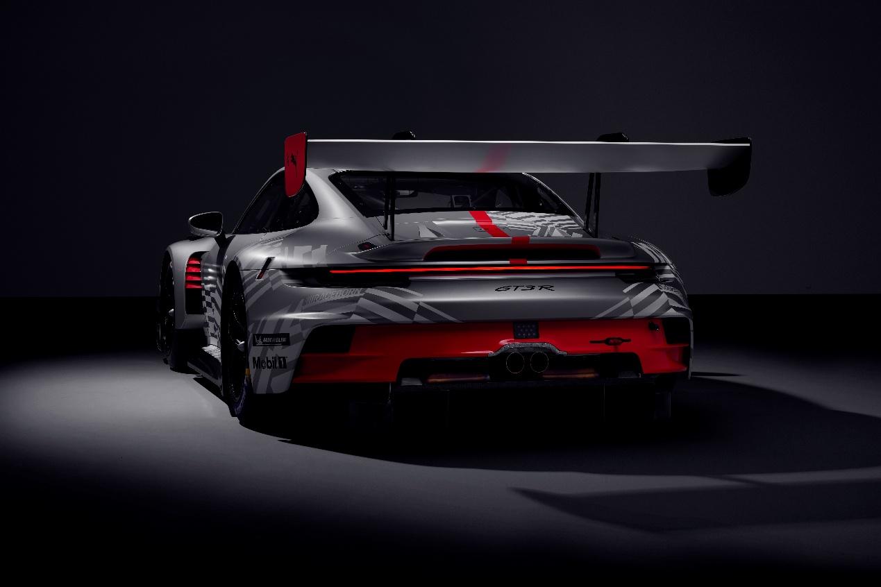 保时捷为全球 GT3 系列赛事提供升级版客户赛车