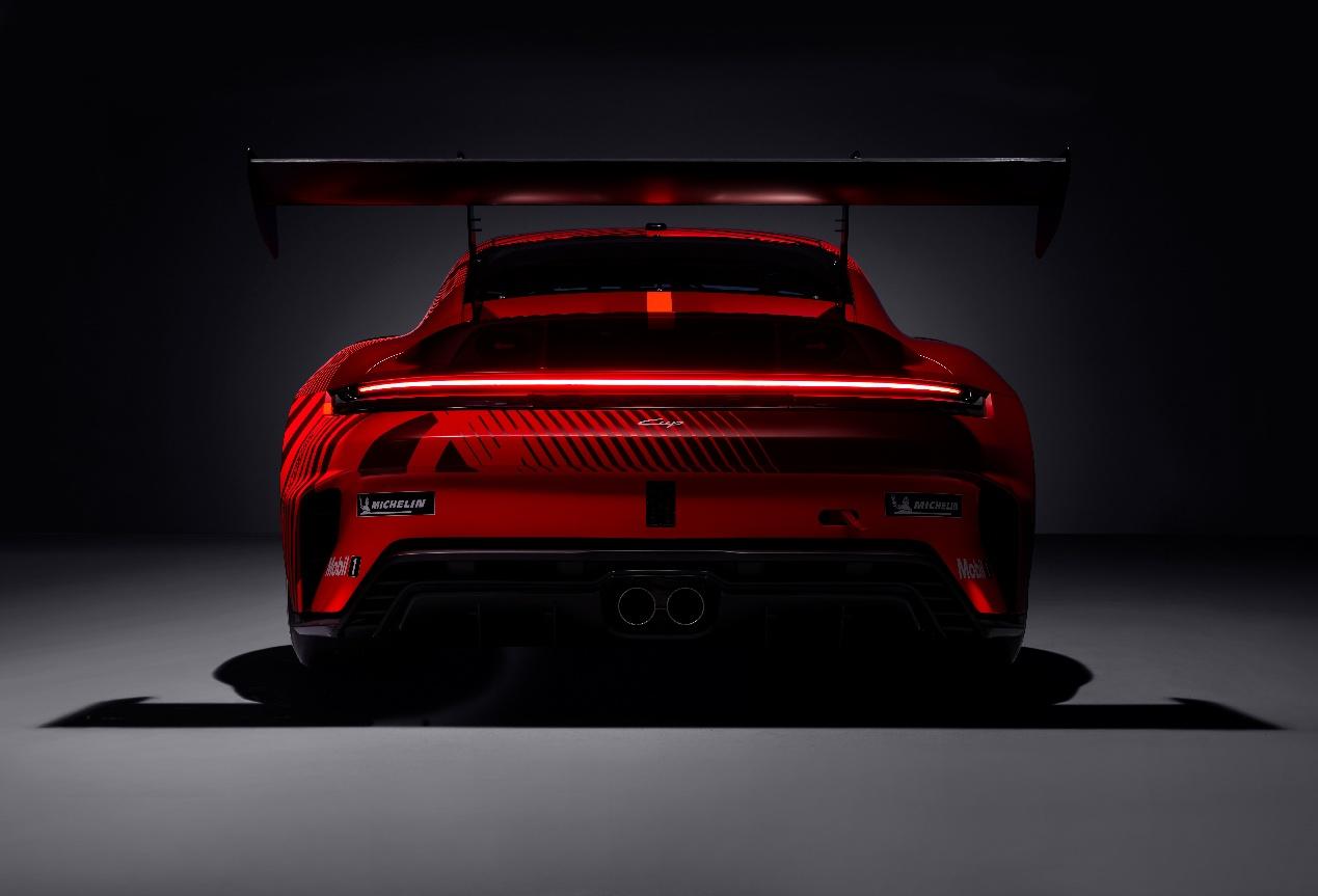 新款911 Cup——成功单一品牌赛事车型再塑性能巅峰
