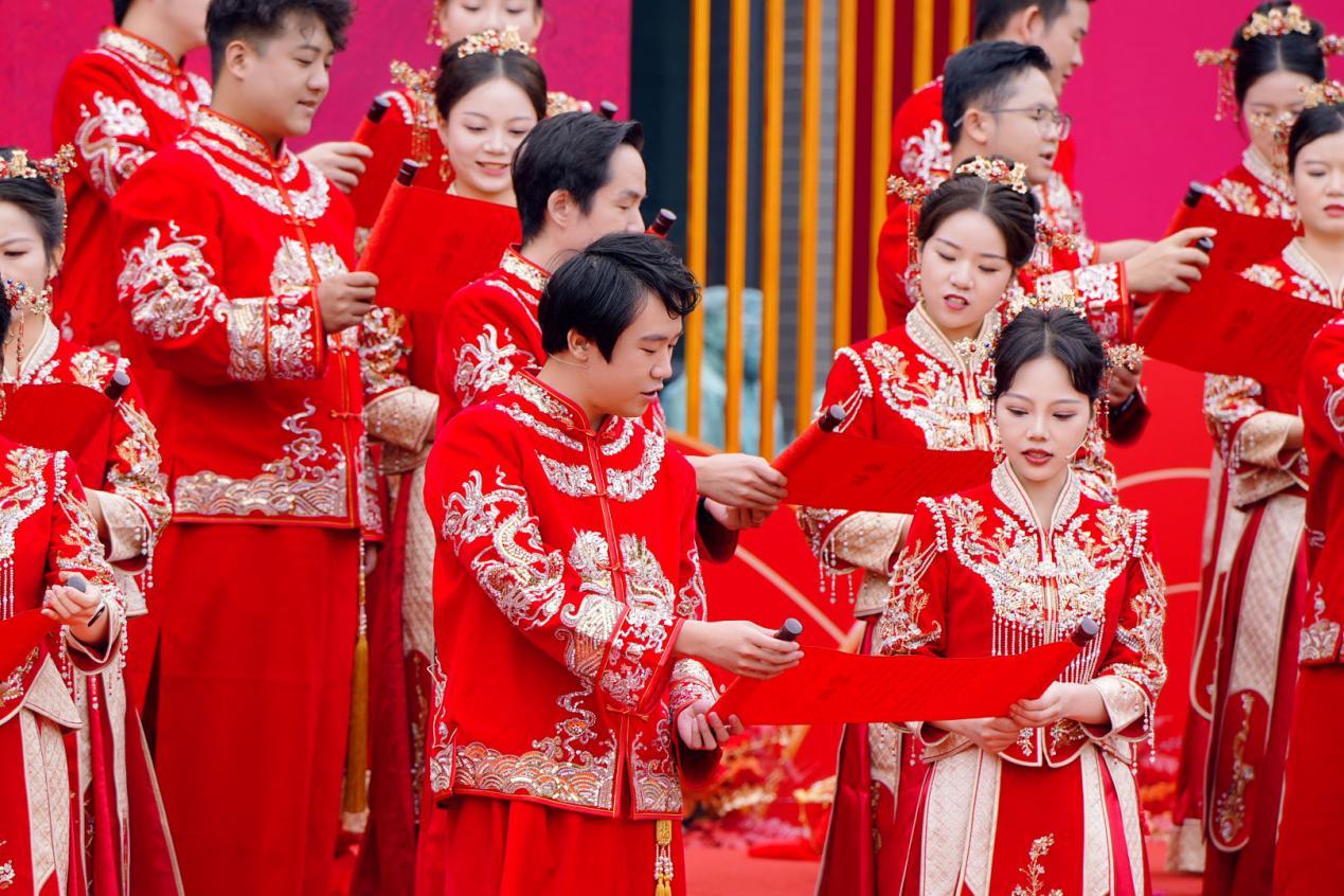 乘东风结同心 遇知音谱新篇 东风汽车2025年职工集体婚礼温情启幕