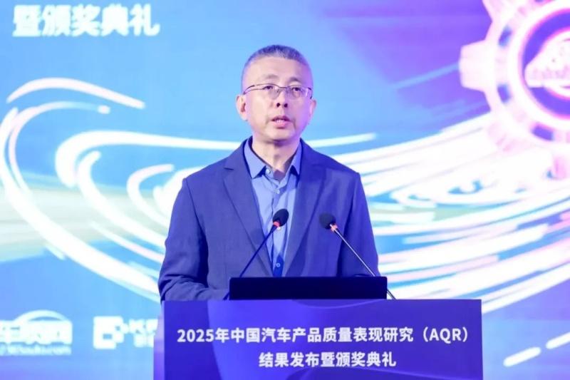 实力夺冠！锐胜王牌E-M7荣获2025年经济型MPV质量表现第一名