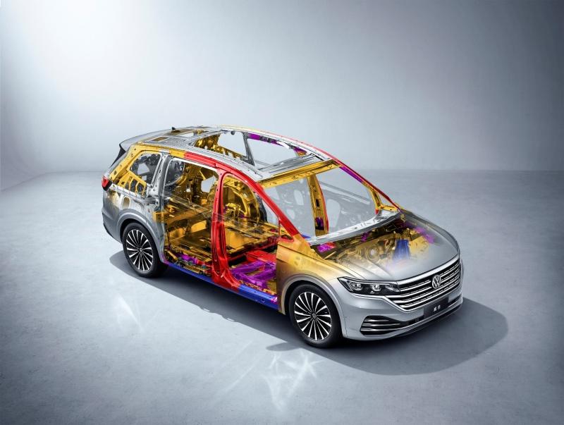 “超好开的MPV”威然2026款上市 380TSI车型23.49万元起