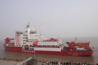 生而硬核！冠军座驾坦克300出征南极，直面-50℃极寒挑战