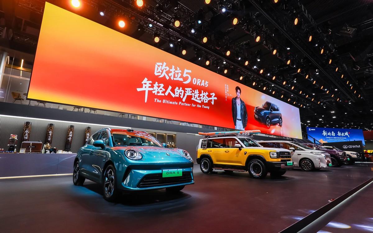 预售权益加码升级！欧拉5亮相广州车展，与Z世代年轻人共赴热爱