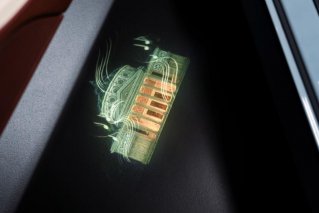 宾利汽车个性化定制部门MULLINER持续精进数字工艺 推出首款专属定制动态迎宾灯