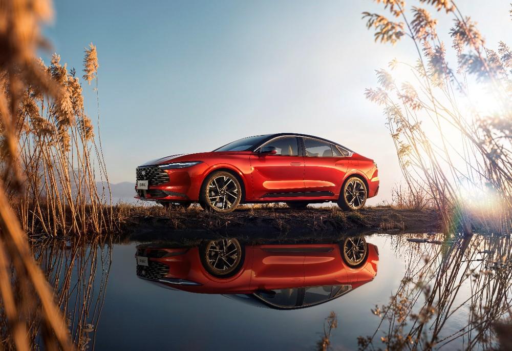 14.98万元起！搭载第五代2.0T EcoBoost®发动机，福特新蒙迪欧拉高同级性能标准