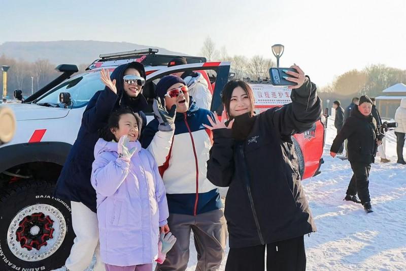 驭雪破冰 共创皮卡文化盛宴 长城炮全性能家族征战哈尔滨