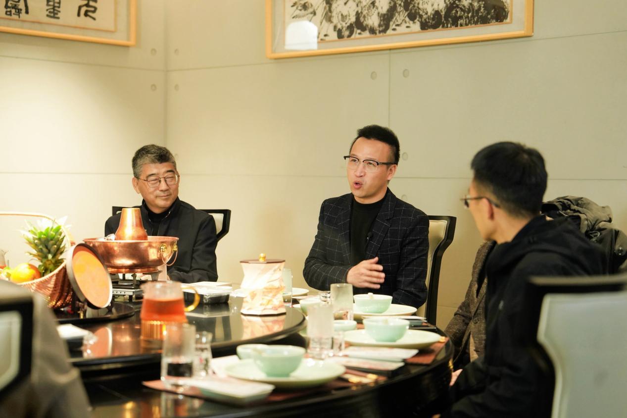 周智琛的春节归途：尊界S800如何承载情感、体面与圈层关系？