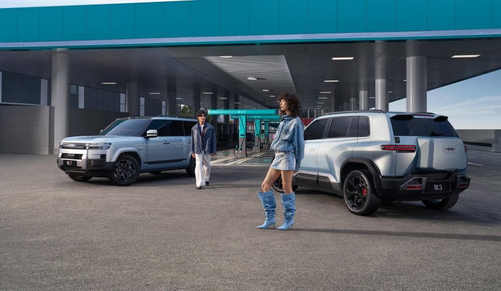 最值得买的A级纯电精品车 方程豹钛3闪充版上市15万起