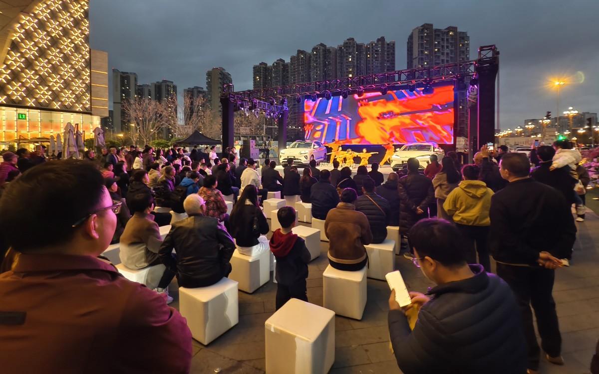 迈入闪充时代！2026款海狮06EV、海豹07EV、海豹08王炸678正式登陆蓉城