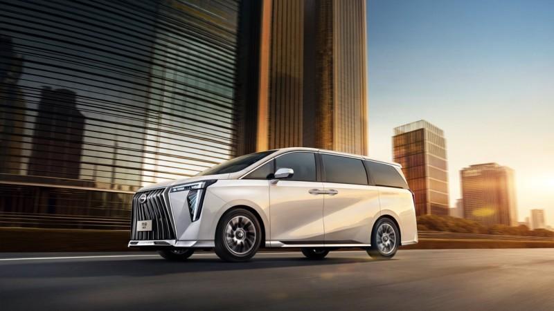 开年最热MPV？除了“一字头”价格，2026款M8 HEV的热度从哪来？