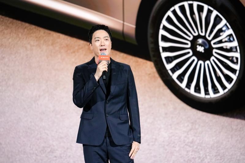 24.98万元起，智己LS8震撼上市！30万内唯一线控转向，旗舰大满配！ 中国品质家庭一步到位的聪明之选