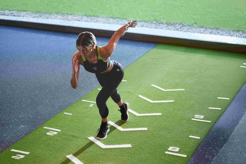 高性能跨界合作重新定义动态美学，融合科技、舒适与卓绝个性