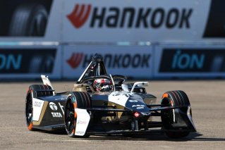 双榜领跑出征亚洲赛段 捷豹TCS车队全力备战Formula E三亚站